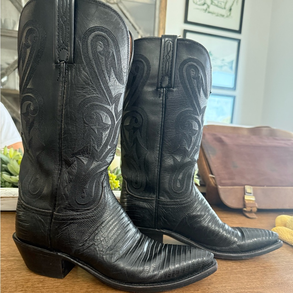 Lucchese Women’s Sz 7 Black Lizard Cowboy Boots
